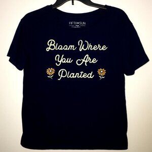 T Shirt Bundle 5 Tops Short Sleeve and Sleeveless Size Large and Petite Large